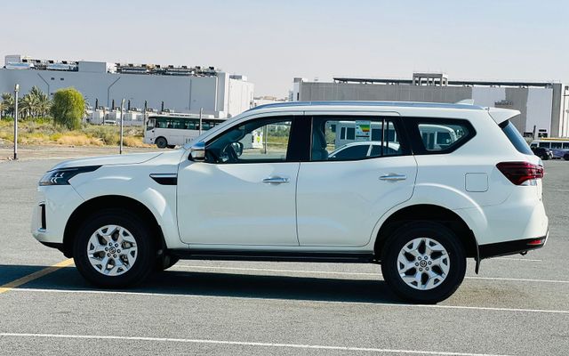 Nissan X-Terra - image 2