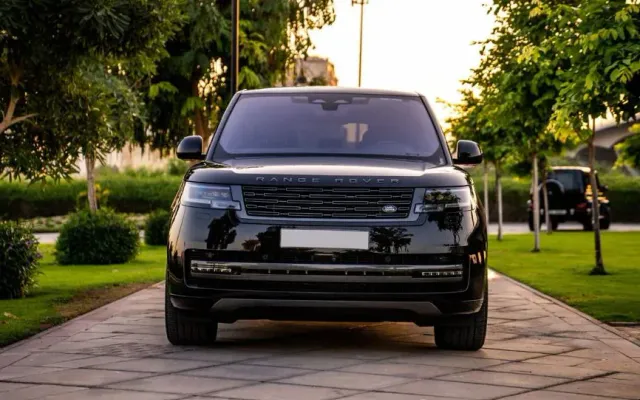 Range Rover Vouge - image 2