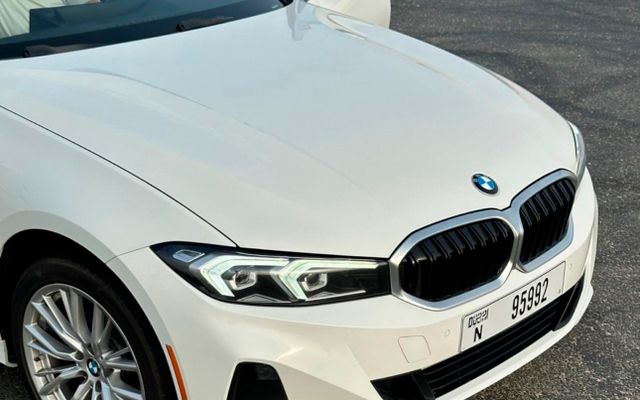 BMW 330I - image 2