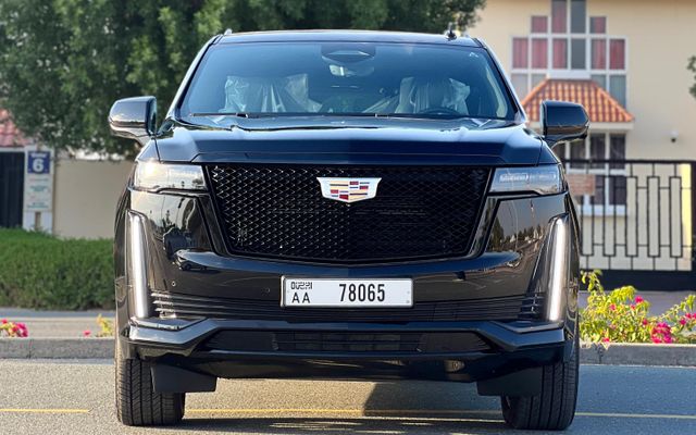 CADILLAC ESCALADE - image 3