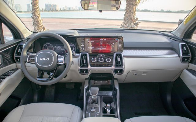 KIA SORENTO - image 3