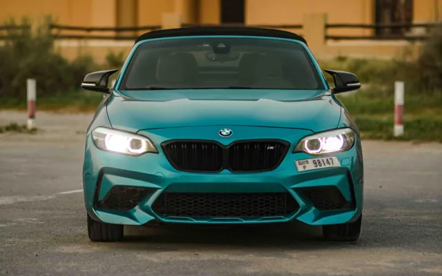 BMW 240 - image 3