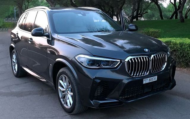 BMW X5 - image 1