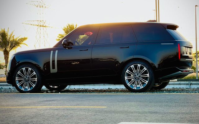 RANGE ROVER HSE - image 2
