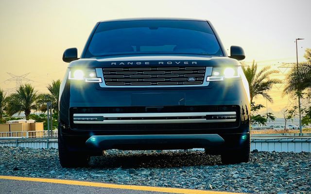 RANGE ROVER HSE - image 4