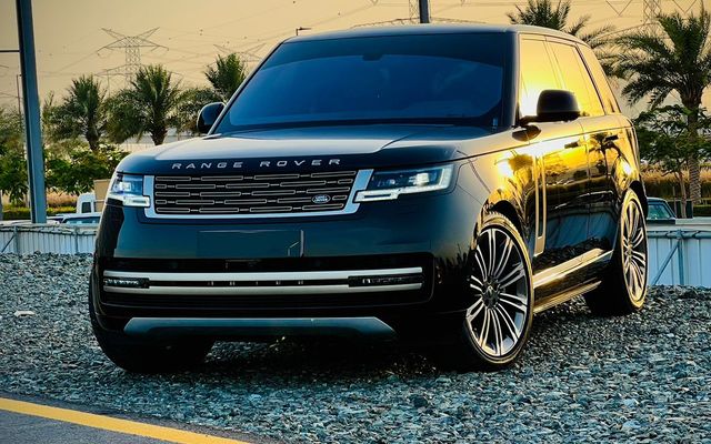 RANGE ROVER HSE - image 1