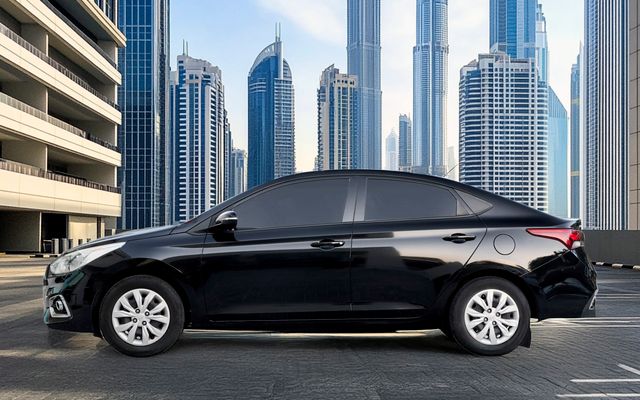 Hyundai Accent 1.6L - image 2