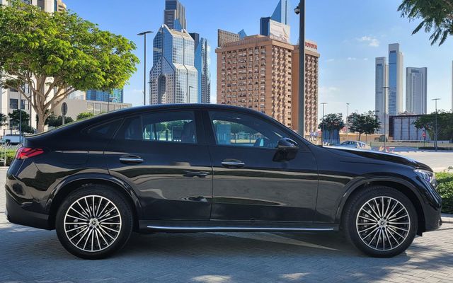Mercedes Glc 200 Coupe - image 2