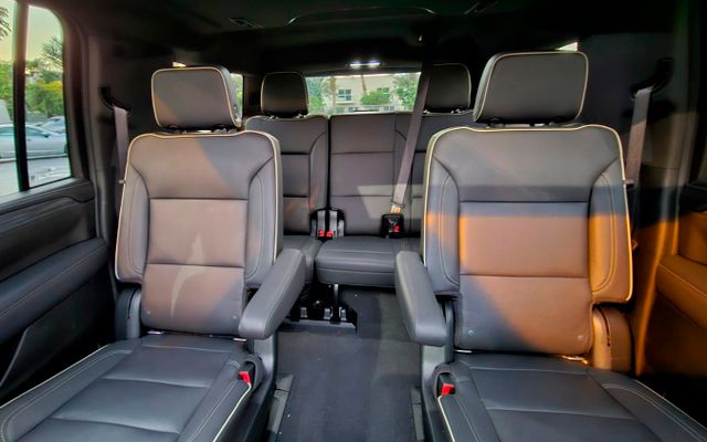 GMC YUKON XL - image 4