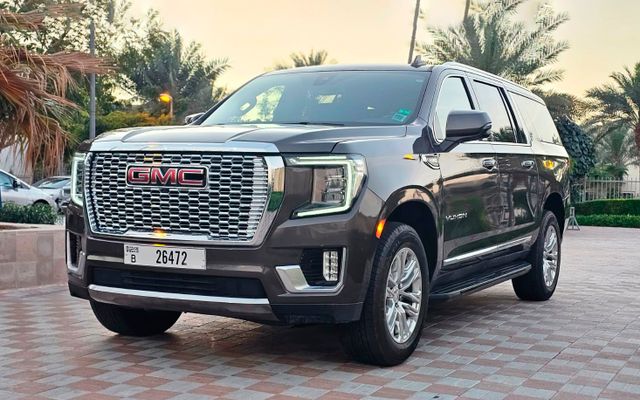 GMC YUKON XL - image 2