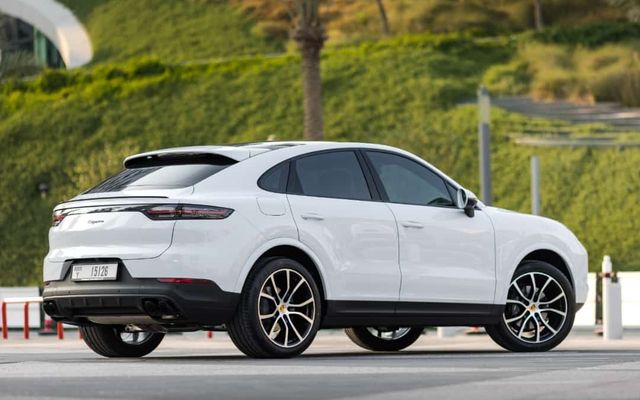 Porsche Cayenne - image 3