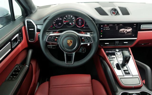 Porsche Cayenne - image 4