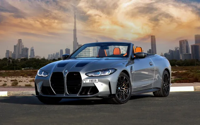 BMW M4 Convertible Gray - image 1
