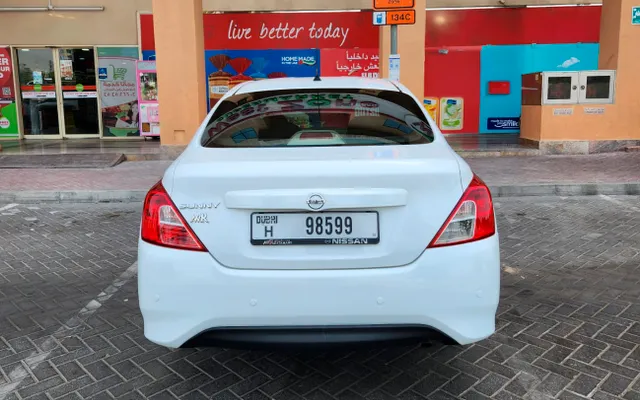 NISSAN SUNNY - image 4