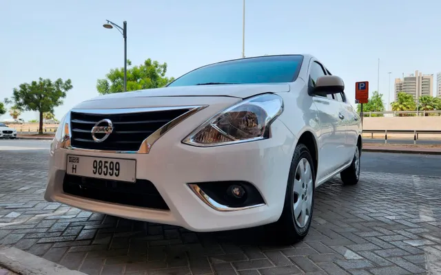 NISSAN SUNNY - image 1