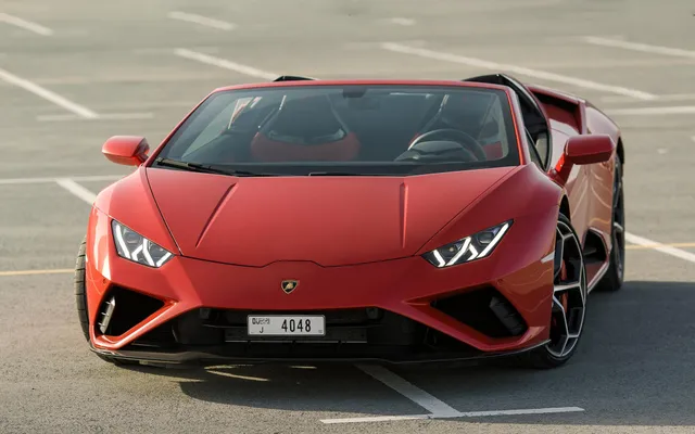Lamborghini hurucan evo spyder - image 2