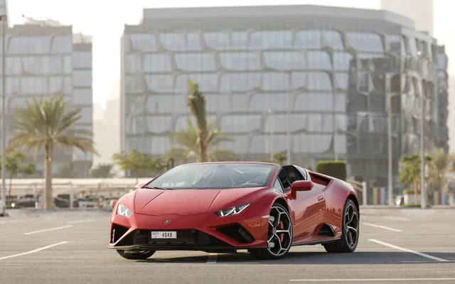Lamborghini hurucan evo spyder - image 1