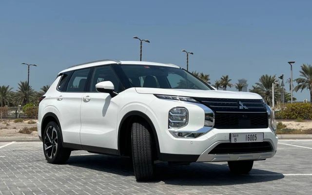 Mitsubishi Outlander - image 4