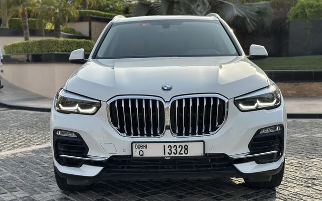 BMW X5 - image 3