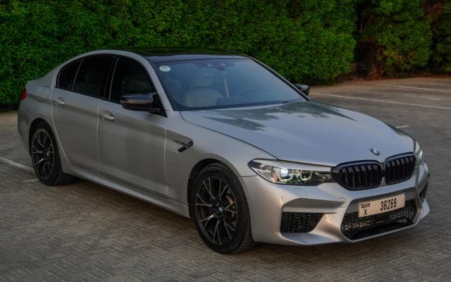 BMW 530i - image 3