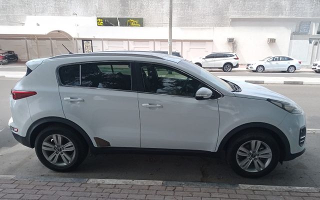 KIA SPORTAGE - image 2