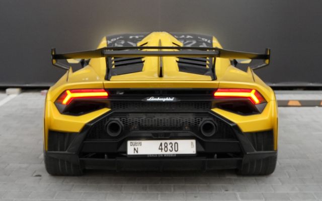 LAMBORGHINI HURACAN STO - image 3