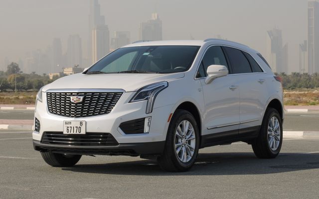 Cadillac XT5 - image 1