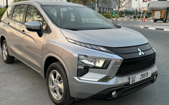 Mitsubishi Xpander - image 4