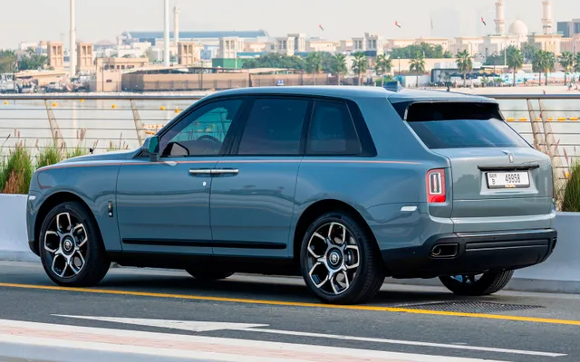 Rolls Royce  BB Cullinan - image 4