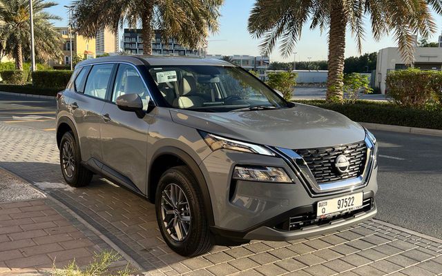 Nissan X-TRAIL - image 1