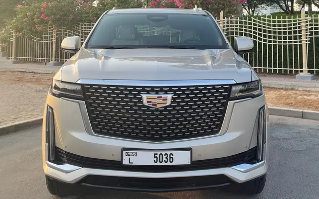 CADILLAC ESCALADE - image 2