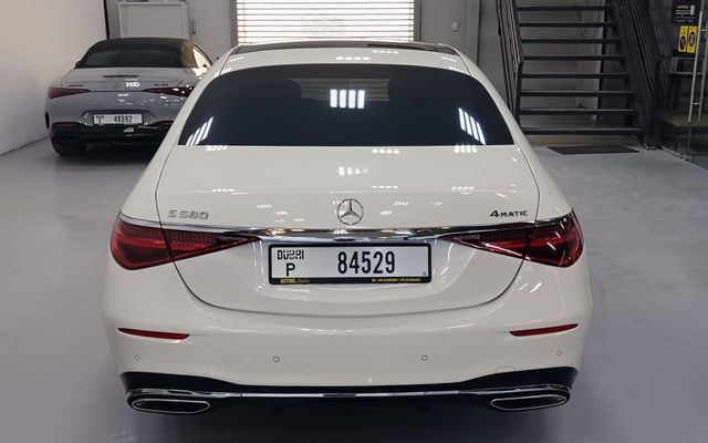 Mercedes Benz S580 - image 4