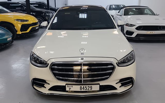 Mercedes Benz S580 - image 2