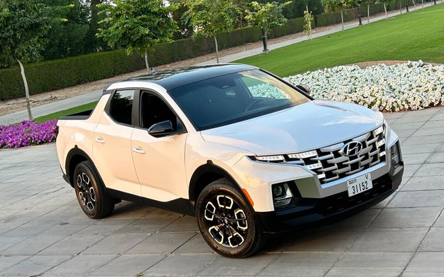 HYUNDAI SANTA CRUZ - image 1