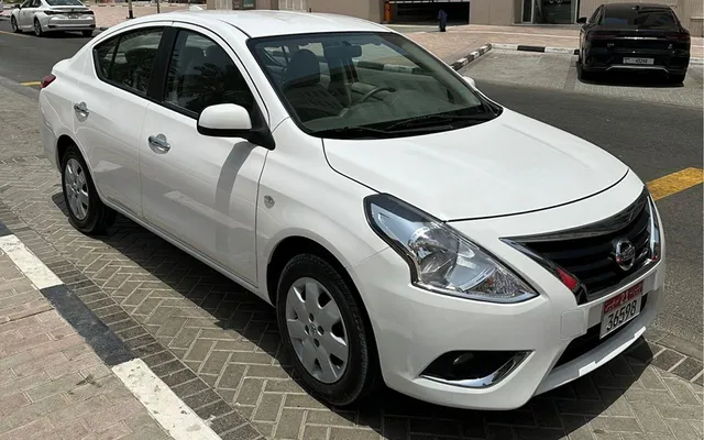 Nissan Sunny - image 4