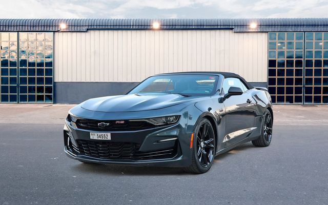 Chevrolet Camaro Convertible Gray - image 4