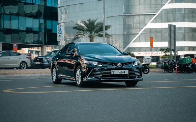 Toyota Camry - image 1
