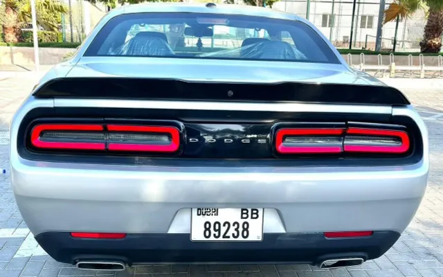 DODGE CHALLANGER - image 2