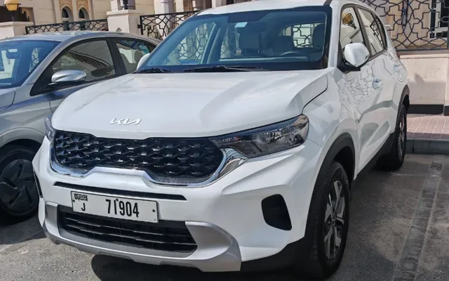 Kia Sonet - image 1