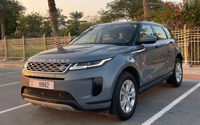 RANGE ROVER Evoque - image 1