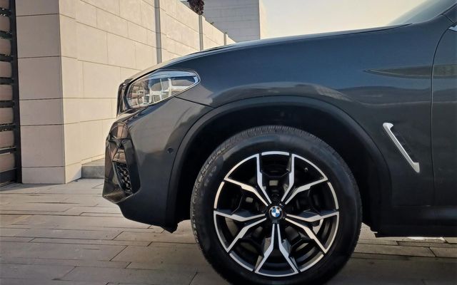 BMW X3 - image 3