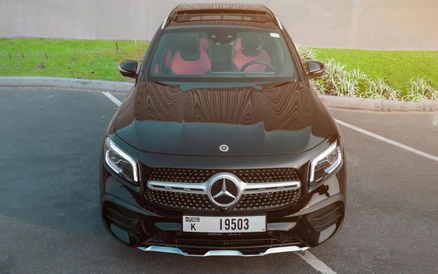 MERCEDES GLB 250 - image 4