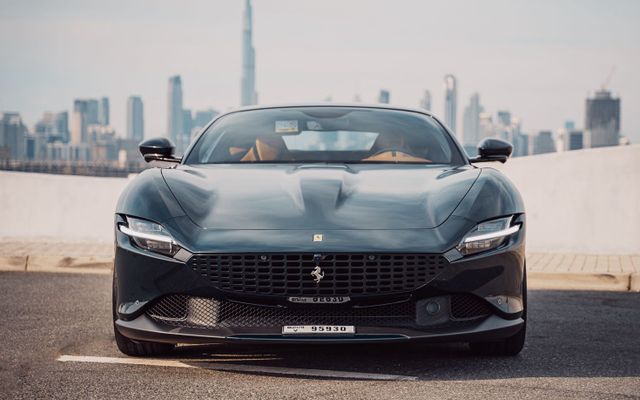 Ferrari ROMA - image 2