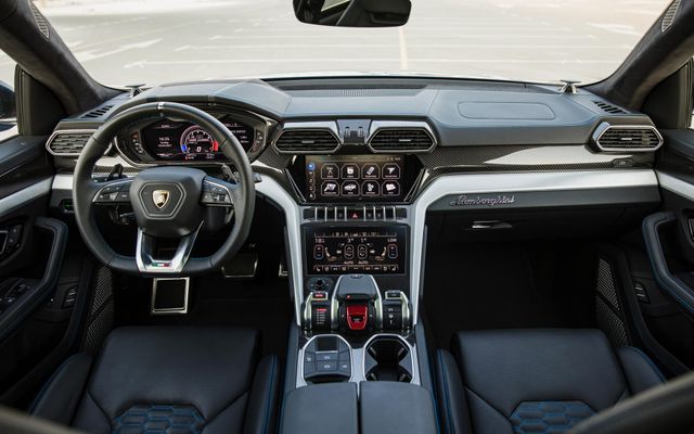 Lamborghini Urus - image 4