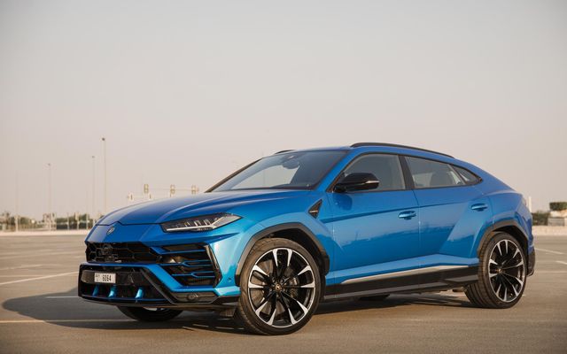 Lamborghini Urus - image 2