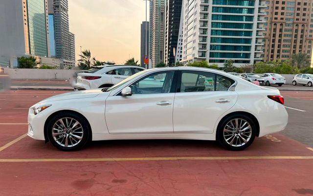 Infinity Q50 - image 2