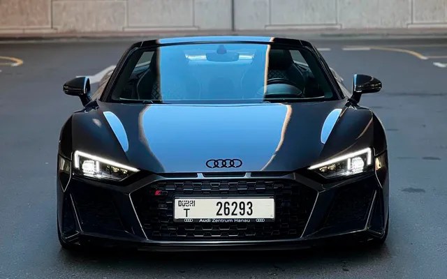 Audi R8 - image 2