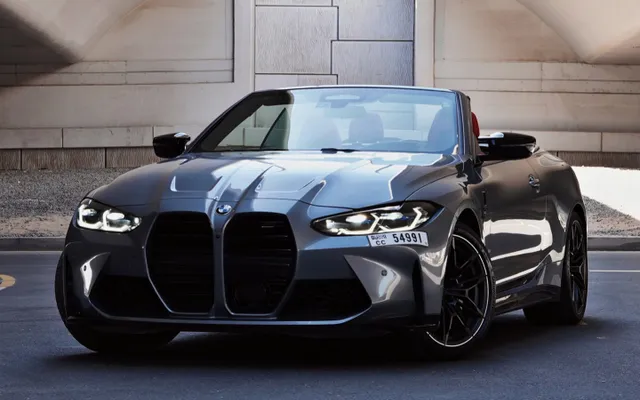 BMW M4 Competition - image 4