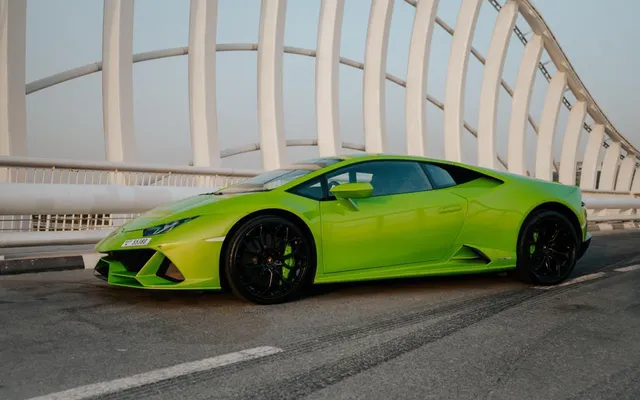 lamborghini huracan - image 1