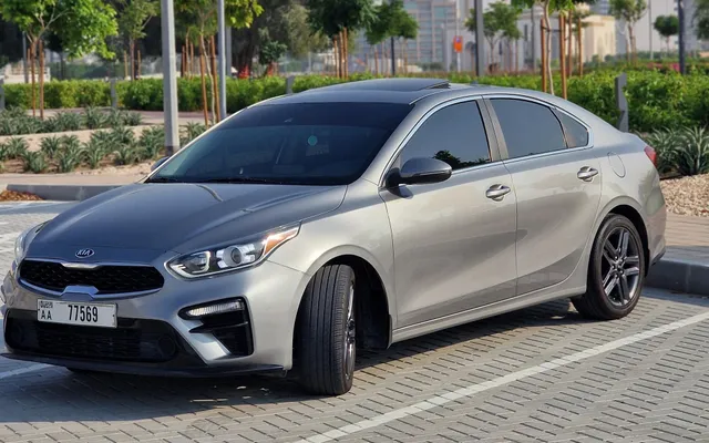 Kia Forte - image 1